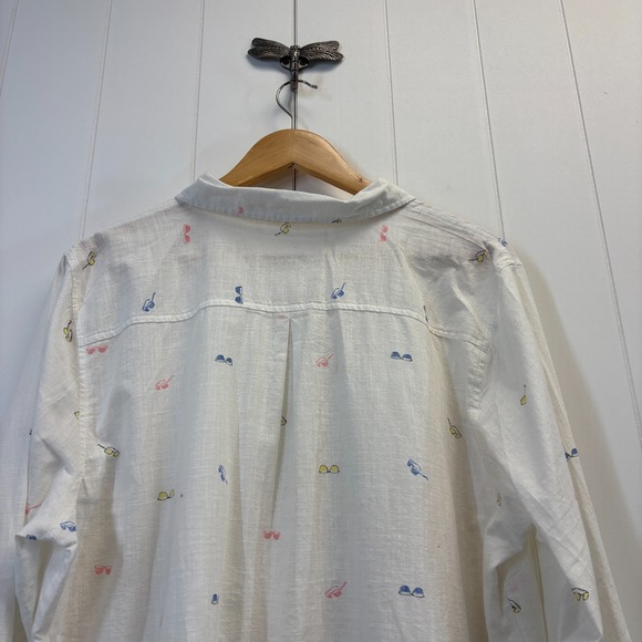 Maurices Women Beachy Sunglass Button Down Top Size 2X Dopamine Comfy Casual - Picture 8 of 9